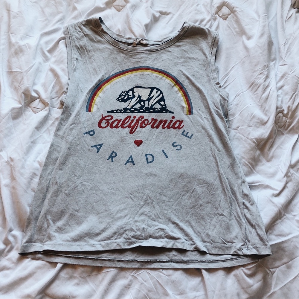 ✨NWOT✨ Gray California Paradise Tank Top